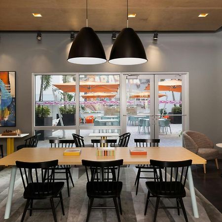 Aloft Sarasota Hotel Екстериор снимка