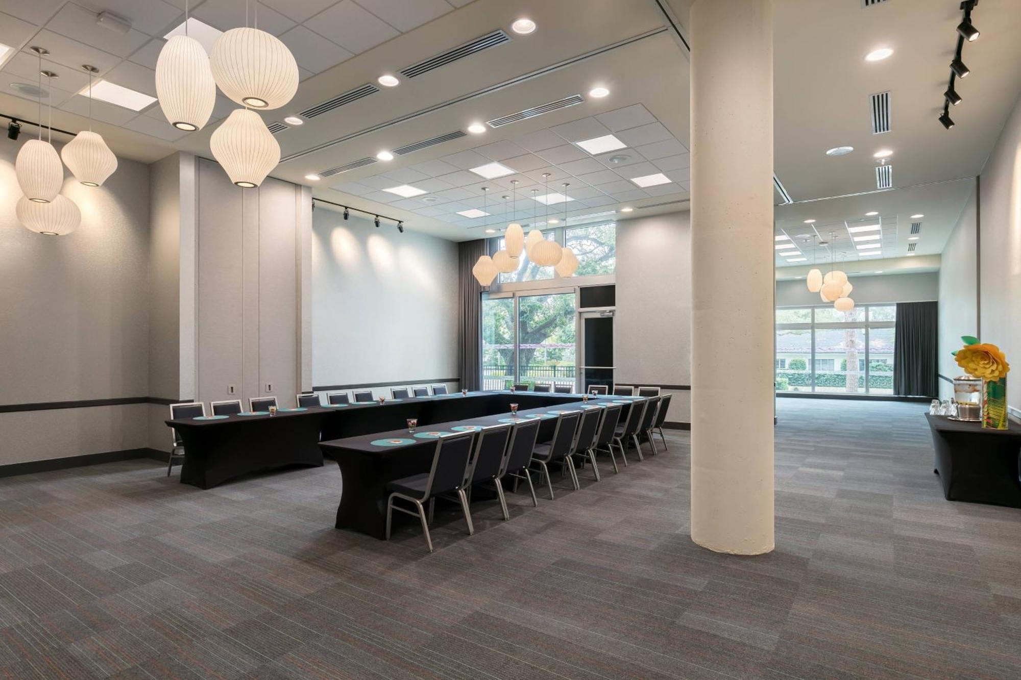 Aloft Sarasota Hotel Екстериор снимка