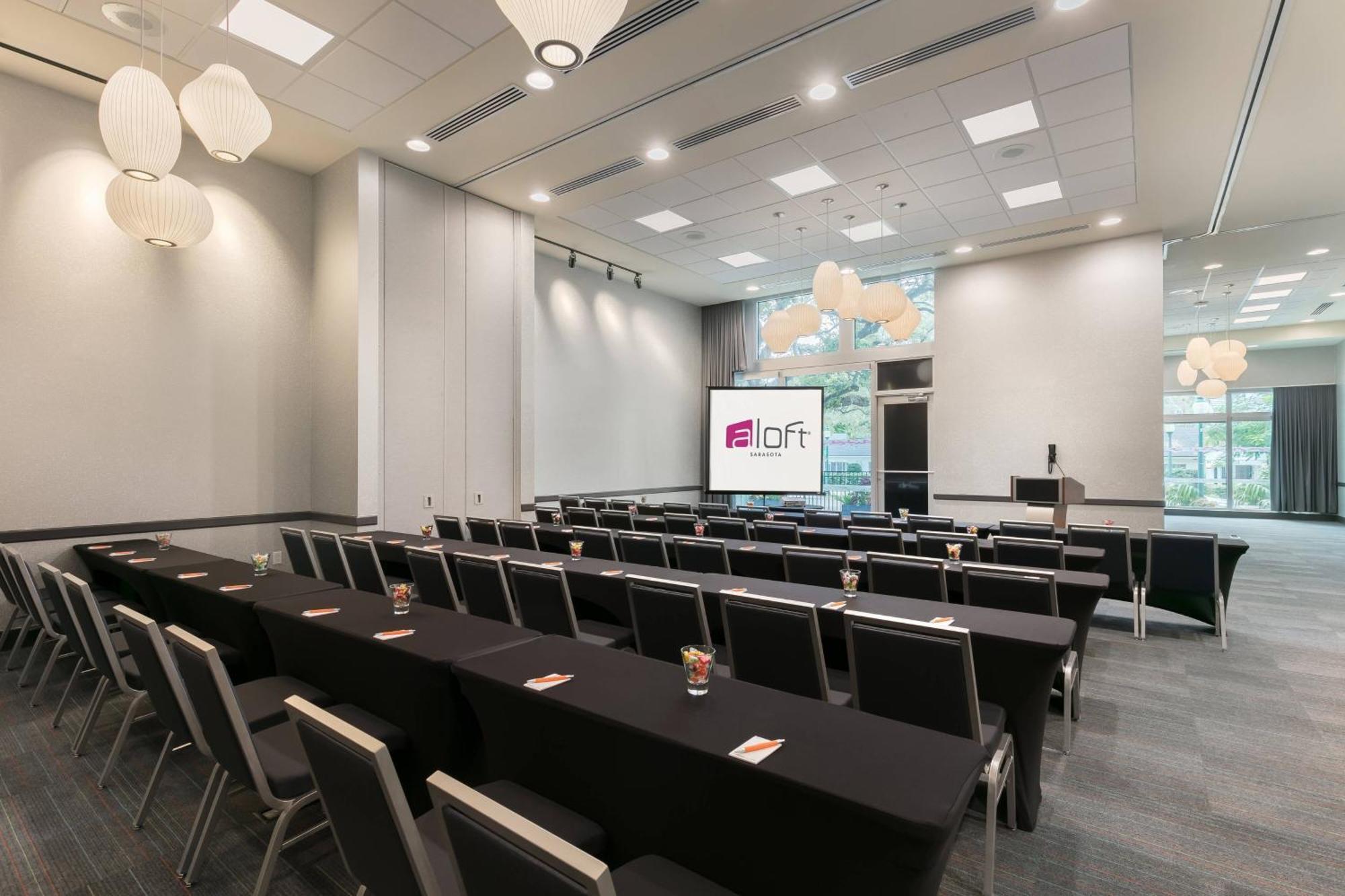Aloft Sarasota Hotel Екстериор снимка