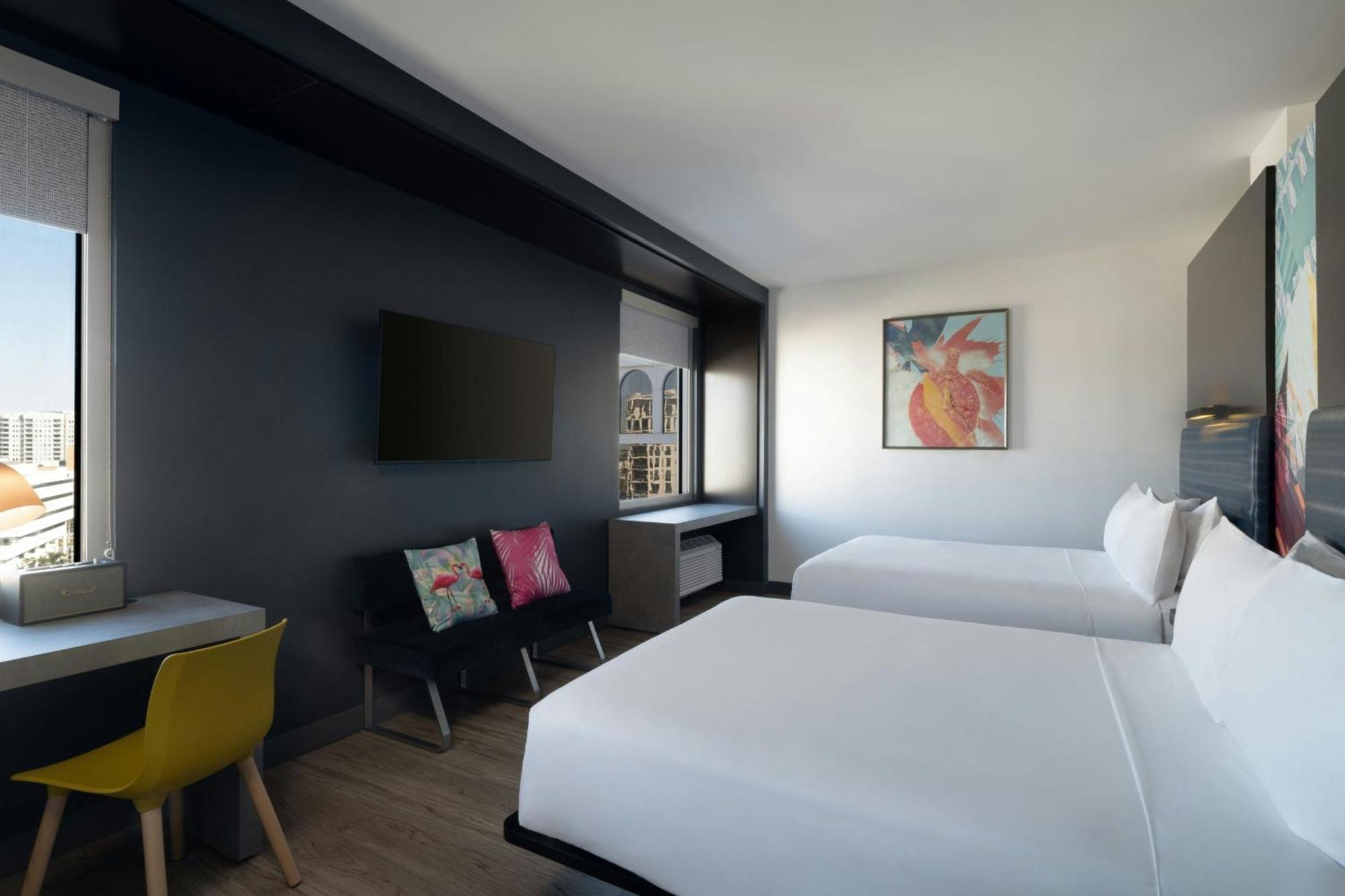 Aloft Sarasota Hotel Екстериор снимка