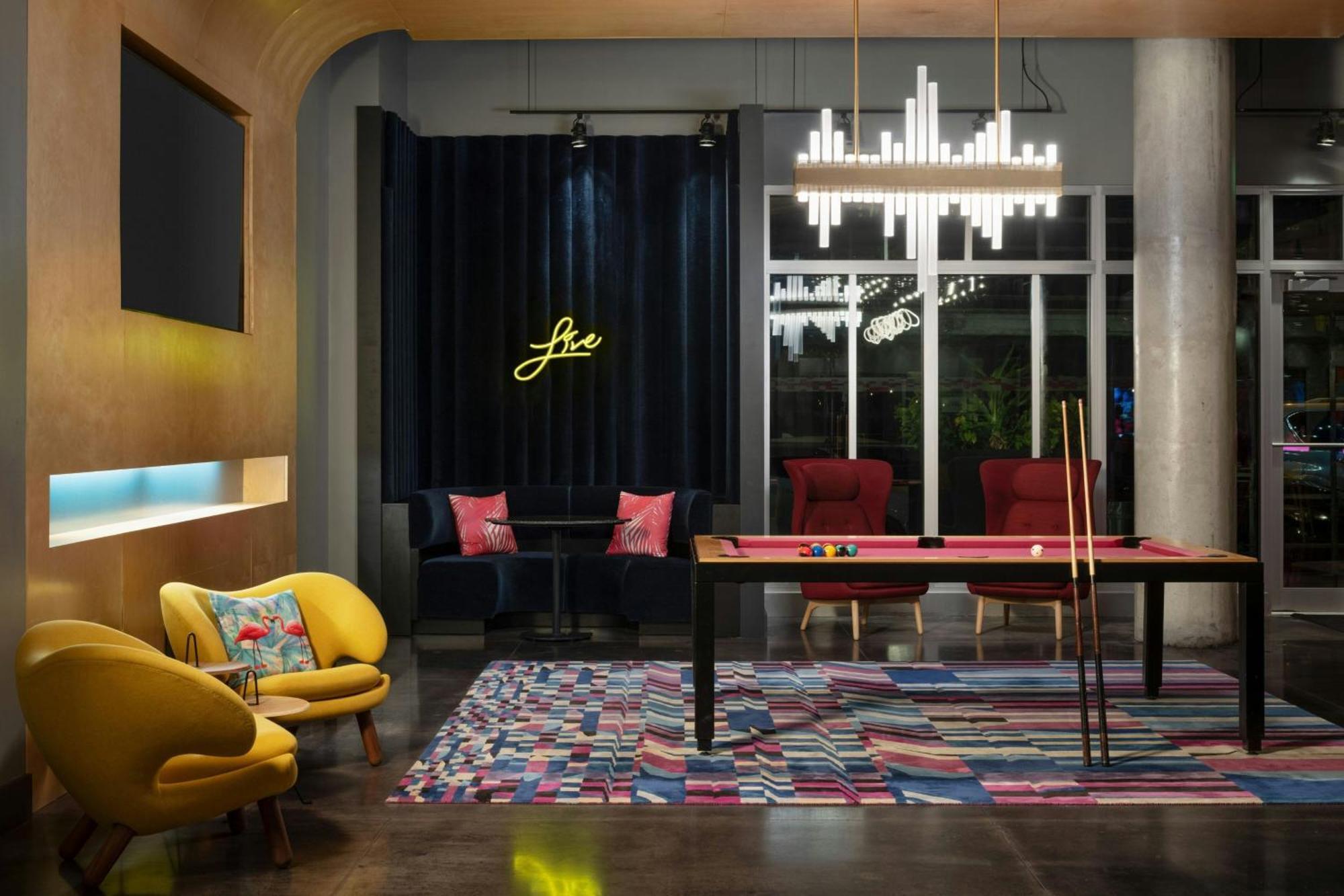 Aloft Sarasota Hotel Екстериор снимка